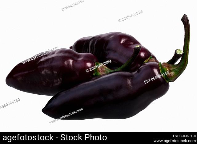 Pimenta De Neyde chile peppers (C. chinense), clipping paths