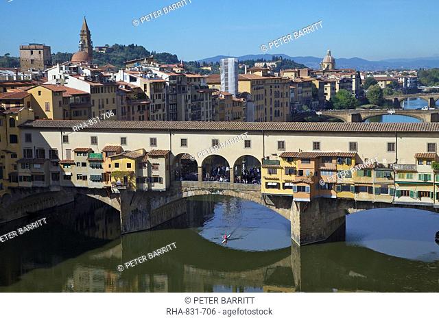 Ponte Vecchio and the River Arno, Florence, UNESCO World Heritage Site, Tuscany, Italy, Europe