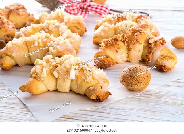 Sweetness Mini almond croissant