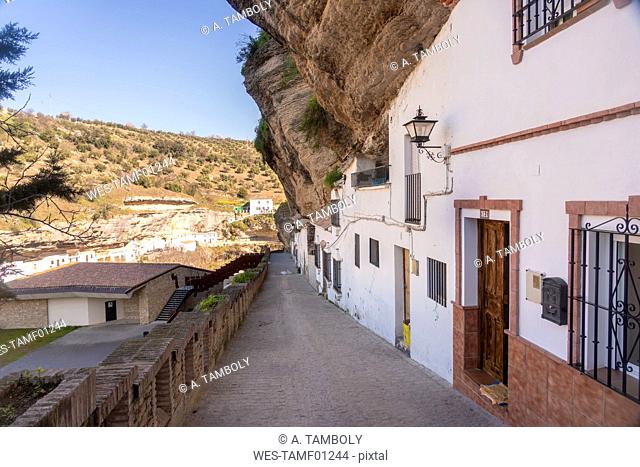 Spain, Andalusia, Province of Cadiz, Setenil de las Bodegas, alley
