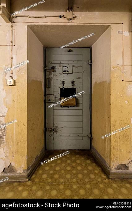Prison cell, door, former Stasi prison, Hohensch”nhausen memorial, Berlin, Germany