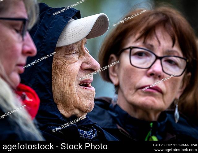 02 May 2023, Mecklenburg-Western Pomerania, Wöbbelin: The 96-year-old Salomon Birnbaum from New York (USA), a survivor from the concentration camp subcamp
