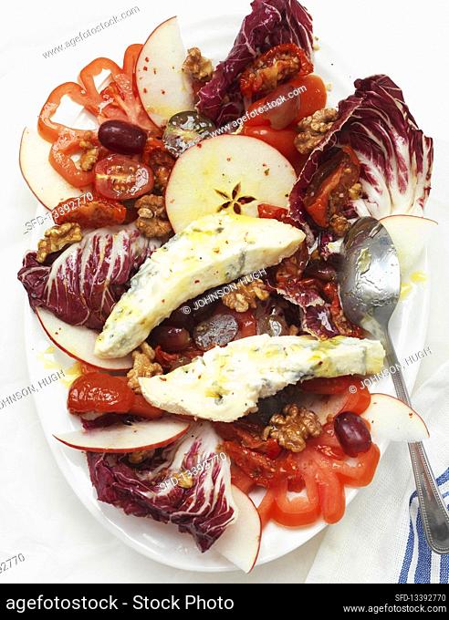 Radicchio and blue cheese salad with apples