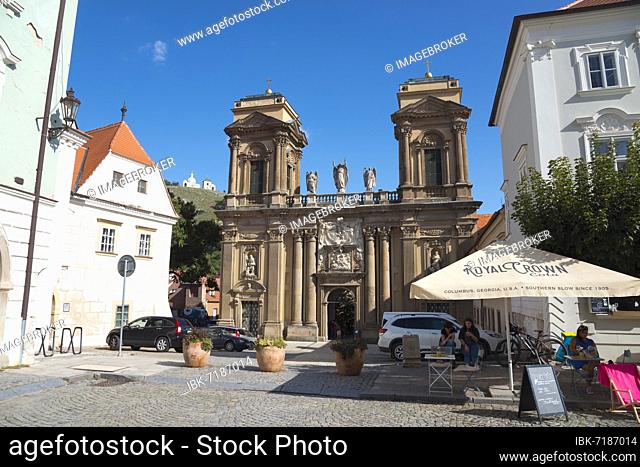 Market Square and Dietrichstein Crypt, Old Town, Mikulov, Nikolsburg, Breclav District, Jihomoravský Region, South Moravia, Czech Republic, Europe