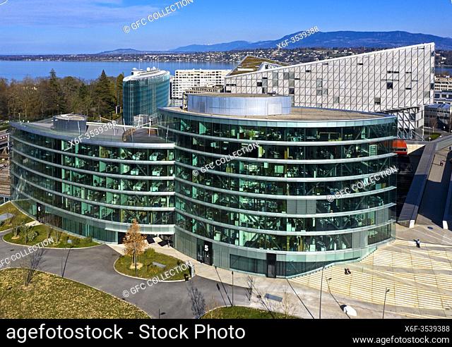 New buildings in the Secheron district in front of Lake Geneva, in front Maison de la paix, headquarters of the Graduate Institute of International and...