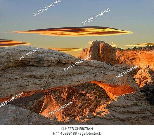 USA, United States, America, Utah, Moab, North America, four corners, Colorado, Plateau, Canyonland, National Park, Mesa Arch, Arch, Island in the sky