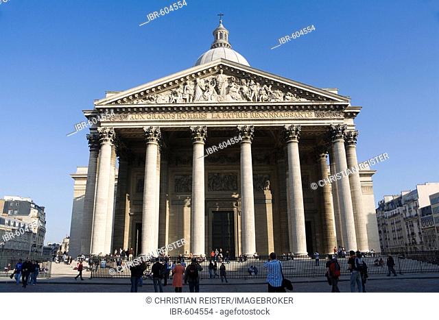 Panthéon, view from the Rue Soufflot, Paris, France, Europe