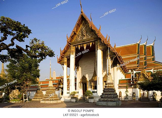 Part of Wat Pho, The Temple of the Reclining Buddha, the largest and oldest wat in Bangkok, Bangkok, Thailand