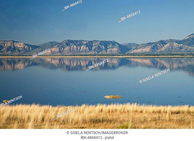View from Antelope Island State Park over the Great Salt Lake, Utah, USA