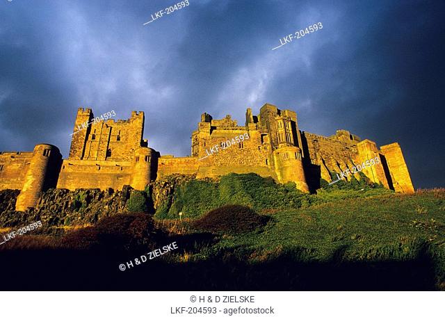 Europe, Great Britain, England, Bamburgh, Northumberland, Bamburgh Castle