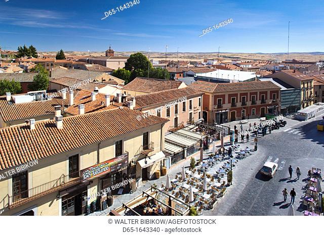 Spain, Castilla y Leon Region, Avila Province, Avila, elevated view of outdoor cafes on Calle de San Segundo street