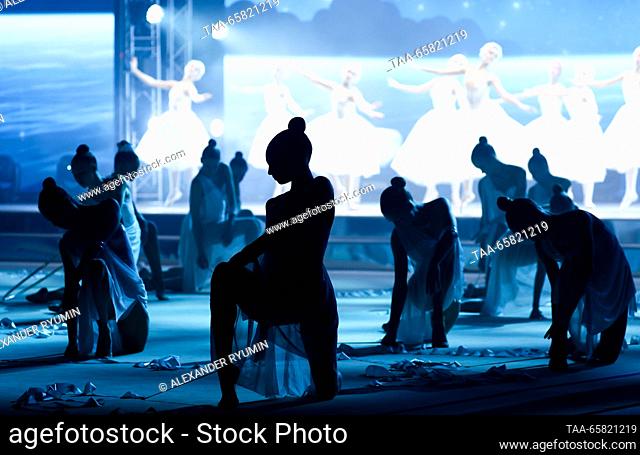 RUSSIA, NIZHNY NOVGOROD - DECEMBER 16, 2023: Artists perform during the Swan Lake gymnastics show at the Nagorny cultural and entertainment complex
