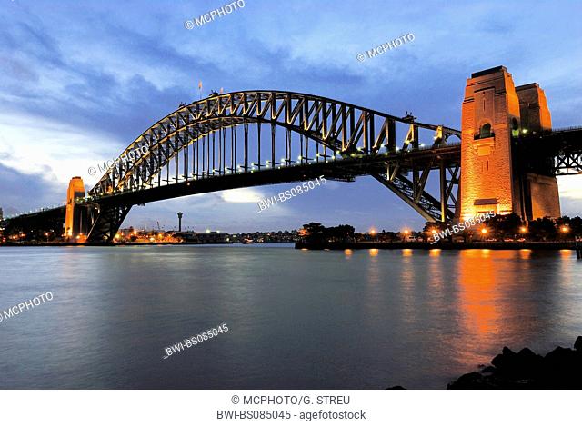 Harbour Bridge at dusk, widest long-span bridge in the world, Australia, New South Wales, Sydney