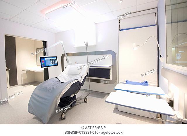 HOSPITAL ROOM. Concept room prototype designed by Lille hospital and Clubster Santé in France. The hospital room of the future provides ergonomic fittings...