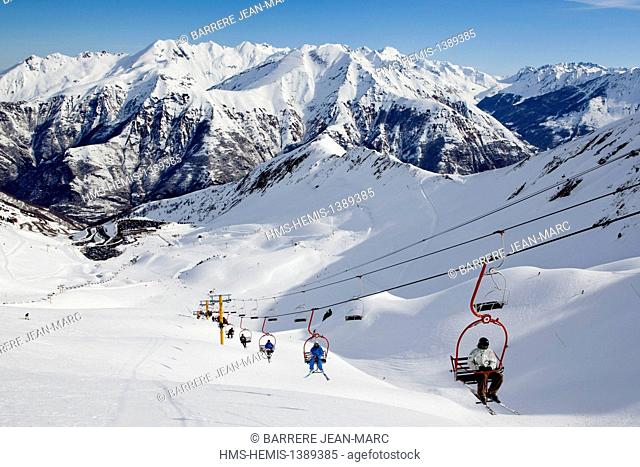 France, Hautes Pyrenees, Luz Ardiden, the ski resort