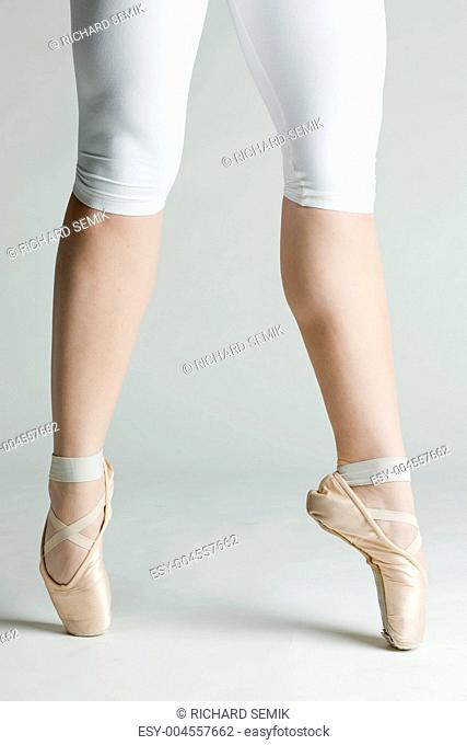 detail of ballet dancer&039, &039, s feet