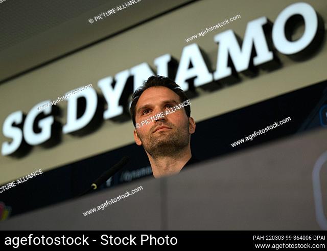 02 March 2022, Saxony, Dresden: Soccer; 2nd league, presentation of the new head coach of SG Dynamo Dresden at the AOK PLUS Walter-Fritzsch-Akademie