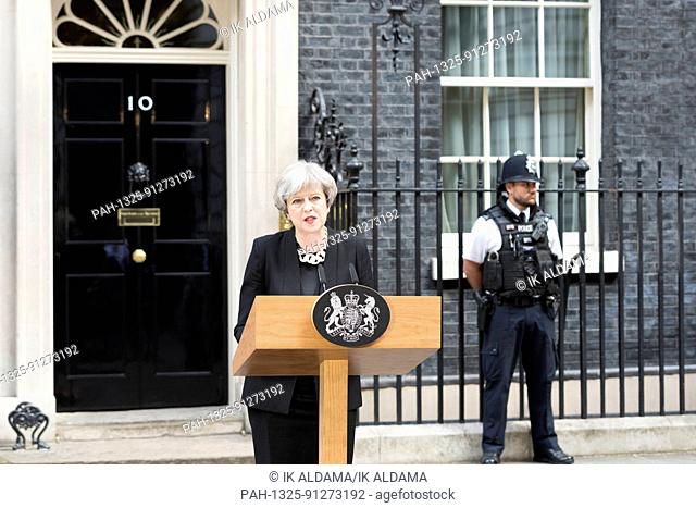 Theresa May, Prime Minister, gives a statement on Sunday morning after London Terror Attack. London, UK 04/06/2017 | usage worldwide