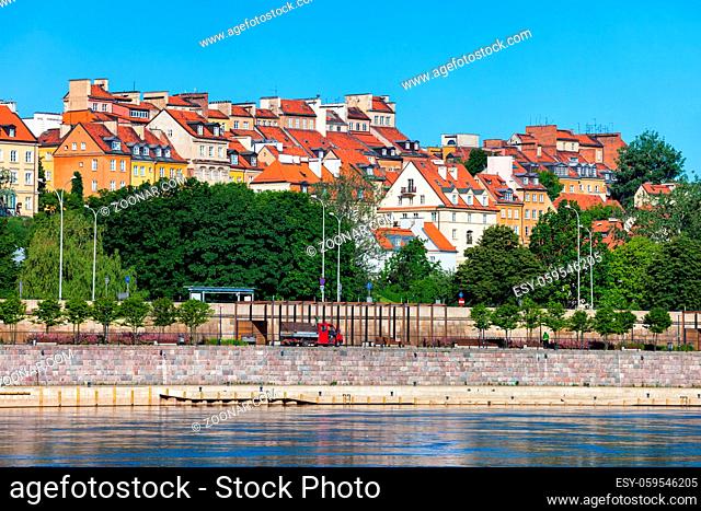 Poland, Warsaw, Old Town houses, city landmark, embankment of the Vistula River