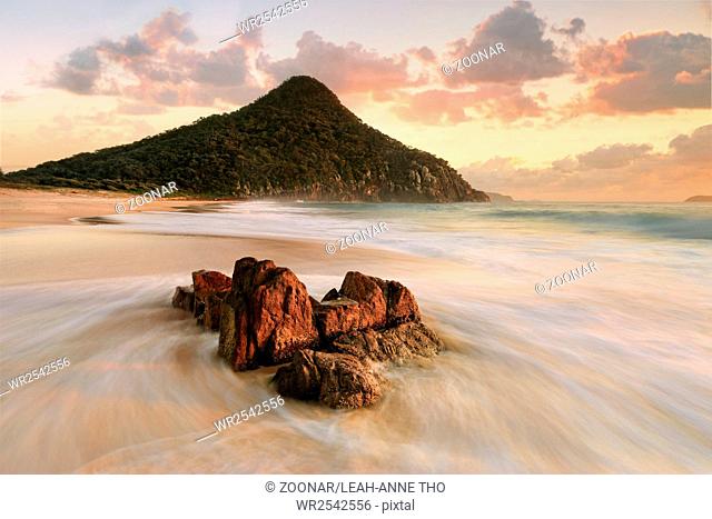 Port Stephens Zenith Beach sunrise tourism