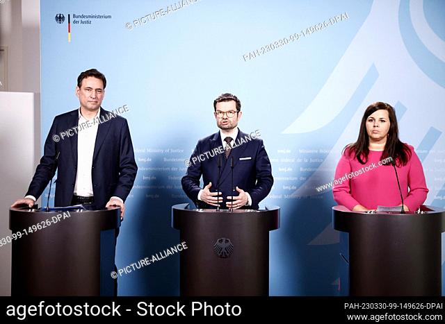 30 March 2023, Berlin: Marco Buschmann (M, FDP), Federal Minister of Justice, Georg Eisenreich (l, CSU), Bavarian State Minister of Justice, and Anna Gallina (r