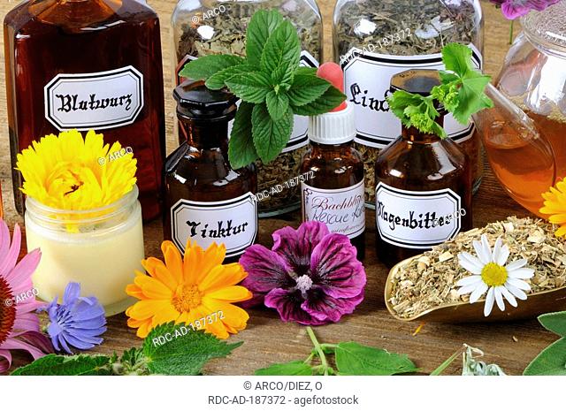 Tinctures with Marigold, Chicory, Peppermint, Lady's Mantle, St. John's Wort, Sage, Yarrow, Cornflower, Agrimony