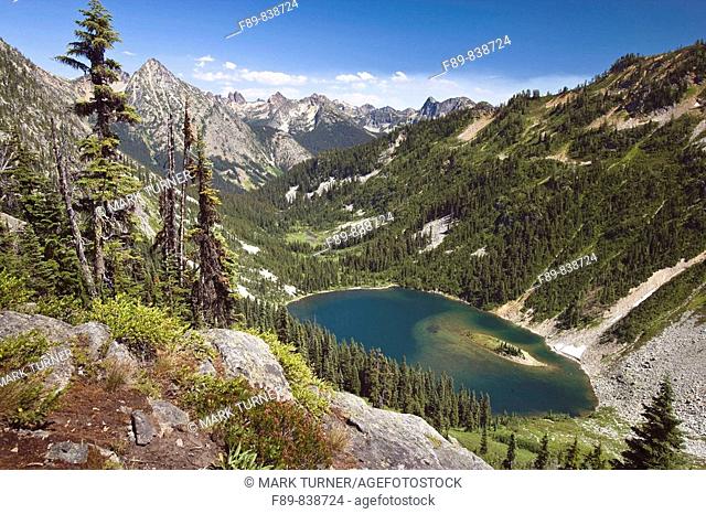 Mountain lake in glacial cirque, North Cascades National Park
