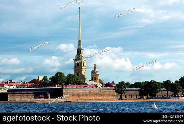 Saint Petersburg - Peter and Paul Fortress. Peter-und-Paul-Festung - Sankt Petersburg