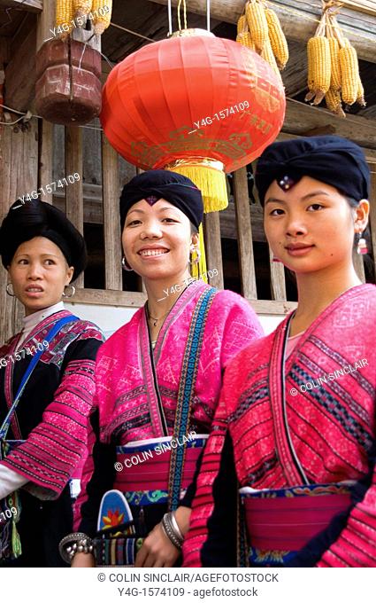 Yao minority ladies, Huangluo Yao village, Guangxi province, S  China