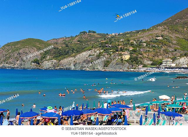 People at beach, Levanto, Comunita Montana della Riviera Spezzina, Province of La Spezia, Cinque Terre National Park, Liguria, Italy