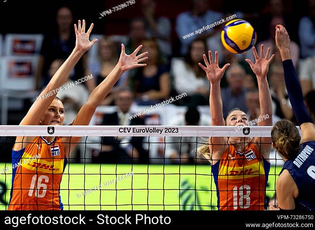 Dutch Indy Baijens and Dutch Marrit Jasper pictured in action during a volleyball game between Italy and The Netherlands, Sunday 03 September 2023 in Brussels
