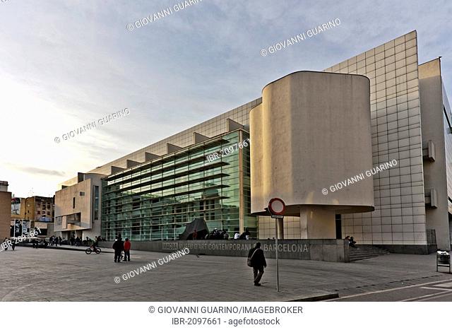 Museu d'Art Contemporani de Barcelona, MACBA, Barcelona Museum of Contemporary Art, architect Richard Meier, 1995, Barcelona, Spain, Europe
