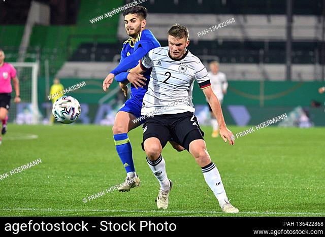 Lars Lukas Mai (GER), action, duels versus Ajdin HASIC (BIH). Soccer Laenderspiel, U21 European Championship qualification Germany - Bosnia and Herzegovina 1-0...