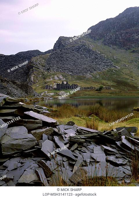 Wales, Gwynedd, Blaenau Ffestiniog. A general view of the waste tips, workings and barracks at Llyn Cwmorthin Victorian slate quarry