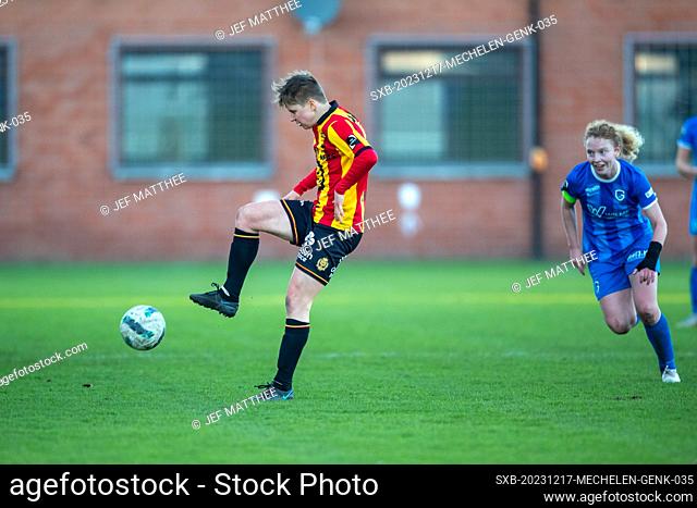 Aster Janssens (20) of KV Mechelen in action pictured during a female soccer game between KV Mechelen and KRC Genk Ladies on the 12th matchday of the 2023-2024...