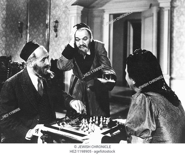 Chess scene from Mirele Efros, 1938. Yiddish language film with English sub-titles, starring Berta Gersten in the title role