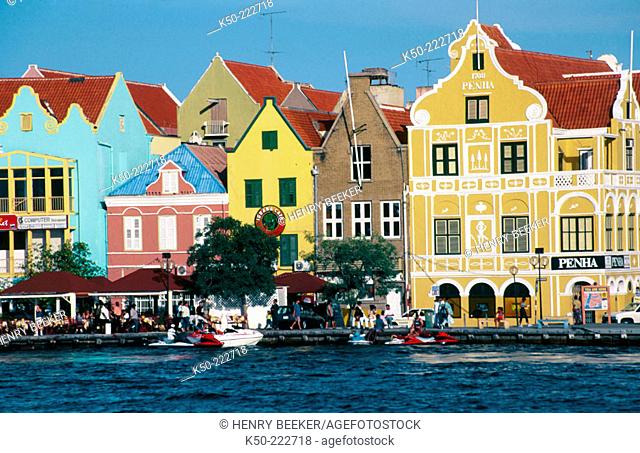 Handelskade (Trade-Kay) on the Punda side of Willemstad with the row of colorful Dutch buildings. Curaçao