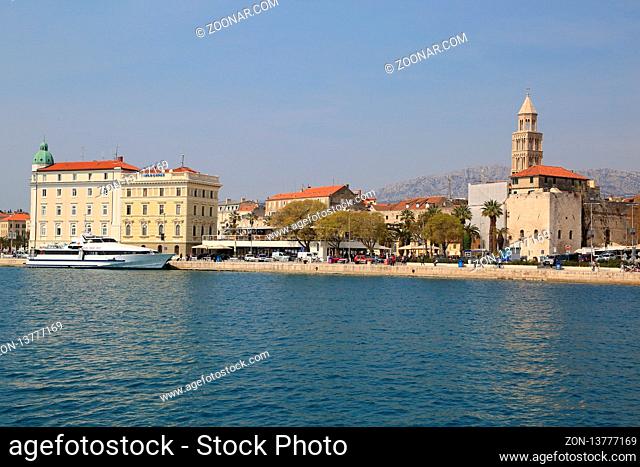 Stadtansicht an der Waterfront von Split, Kroatien