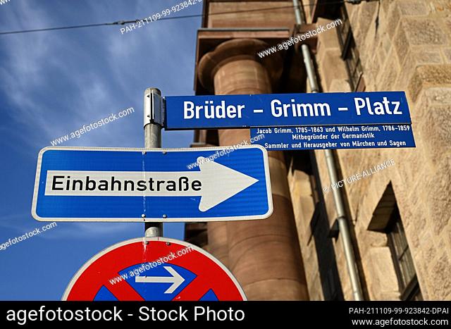 09 November 2021, Hessen, Kassel: The street sign ""Brüder-Grimm-Platz"" stands in front of the gate guard. The Taxpayers' Association of Hesse presents its...