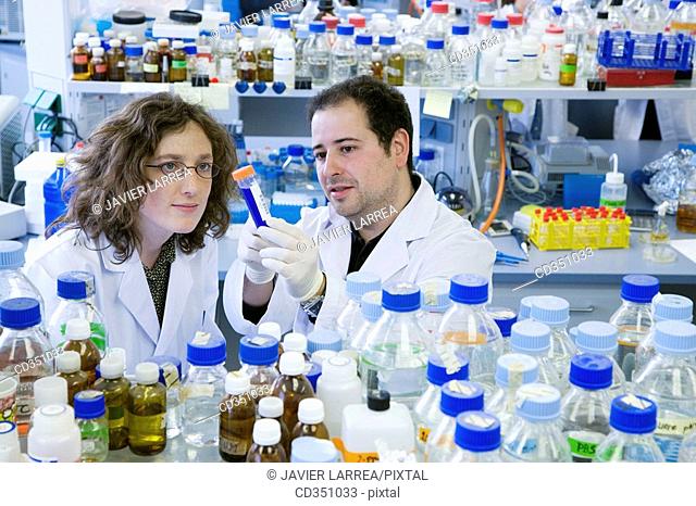 R+D department, biopharmaceutical lab, development and production of innovative drugs using adult stem cells, Cellerix, Grupo Genetrix, Madrid