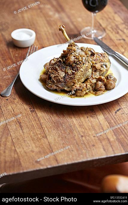 Duck confit with chesnuts