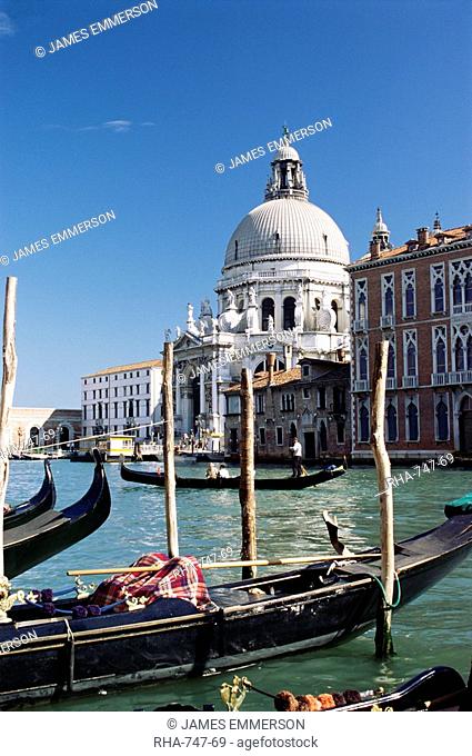 Church of Santa Maria Salute and Grand Canal, UNESCO World Heritage Site, Venice, Veneto, Italy, Europe