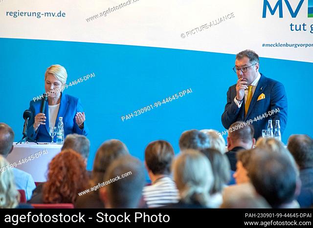 01 September 2023, Mecklenburg-Western Pomerania, Stralsund: Manuela Schwesig (SPD, l), Minister-President of Mecklenburg-Western Pomerania