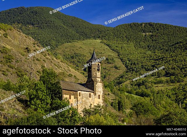 Village of Lladorre and church of Sant Martí, in the Cardós valley, on a summer afternoon (Pallars SobirÃ , Lleida, Catalonia, Spain, Pyrenees)