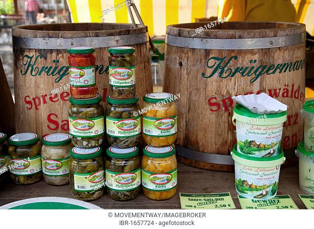 Market stall selling cucumbers, cucumber barrels, Luebbenau, Spreewald, Spree Forest, Brandenburg, Germany, Europe