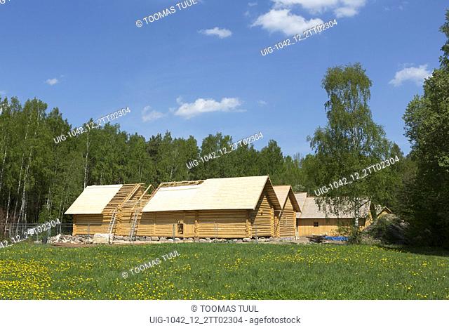 The construction of Setu farmhouse and the Peipsi Russian Old Believers' house