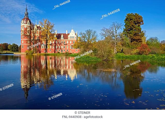 Castle Muskau, Fuerst-Pueckler-Park, Bad Muskau, Saxony, Germany, Europe