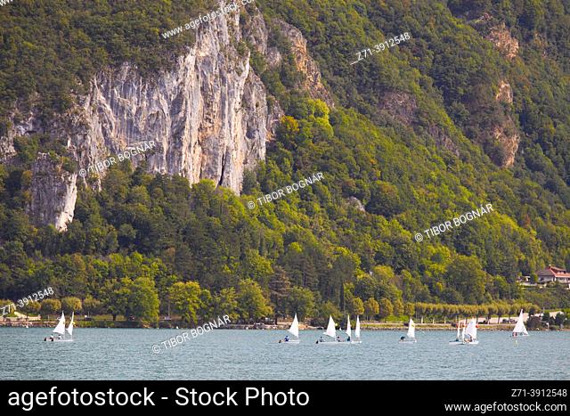 France, Haute-Savoie, Annecy, lake, scenery, sailboats,