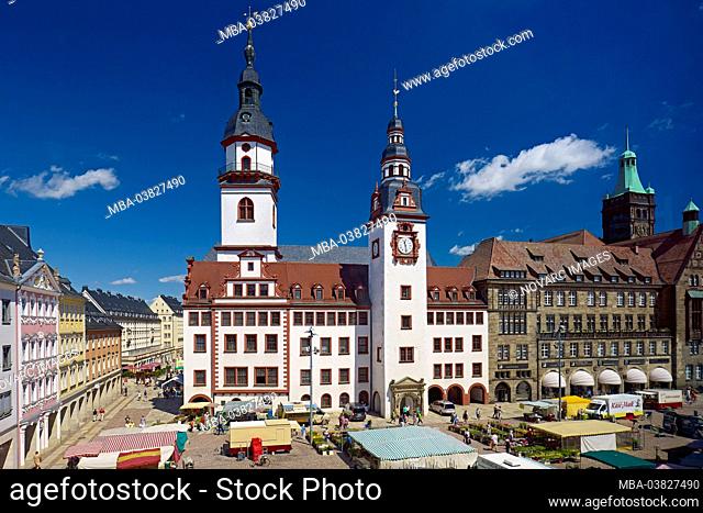 Market with town hall, town church St. Jakobi and weekly market in Chemnitz, Saxony, Germany