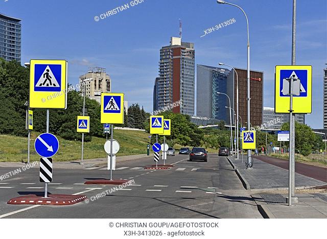pedestrian crossing, Snipiskes district, Vilnius, Lithuania, Europe